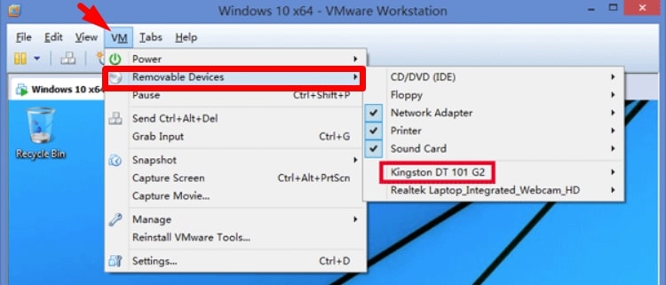 Captura de pantalla del panel de dispositivos extraíbles de VM